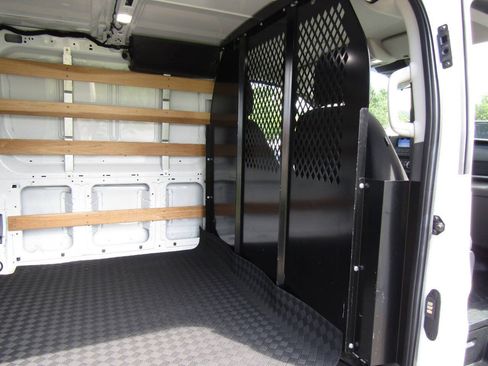 Used 2024 Ford Transit 250 Low Roof w/ Exterior Upgrade Package RWD image 25