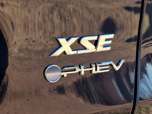 New 2025 Toyota RAV4 XSE image 5