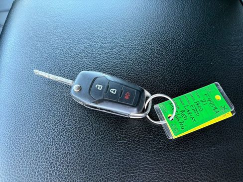 Used 2021 Ford F250 Lariat image 27