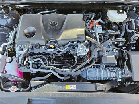 Used 2025 Toyota Camry XSE FWD image 20
