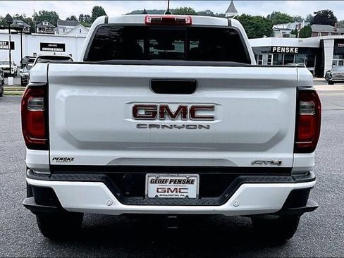 Used 2023 GMC Canyon AT4 w/ Technology Package AWD/4WD image 6