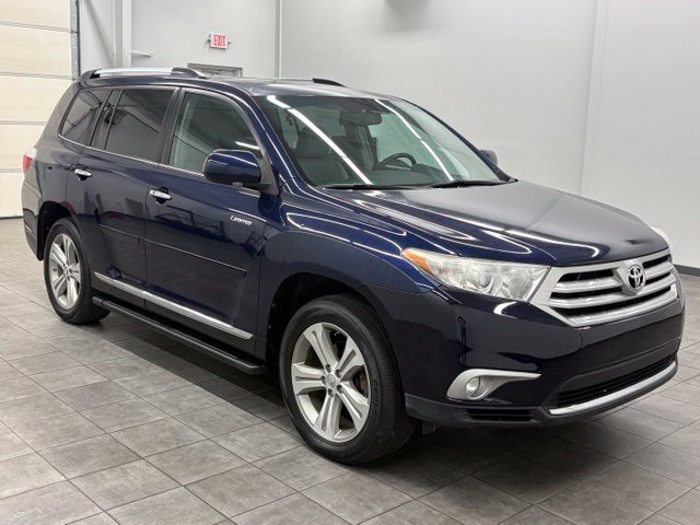 Used 2012 Toyota Highlander Limited w/ Tow Pkg FWD image 1