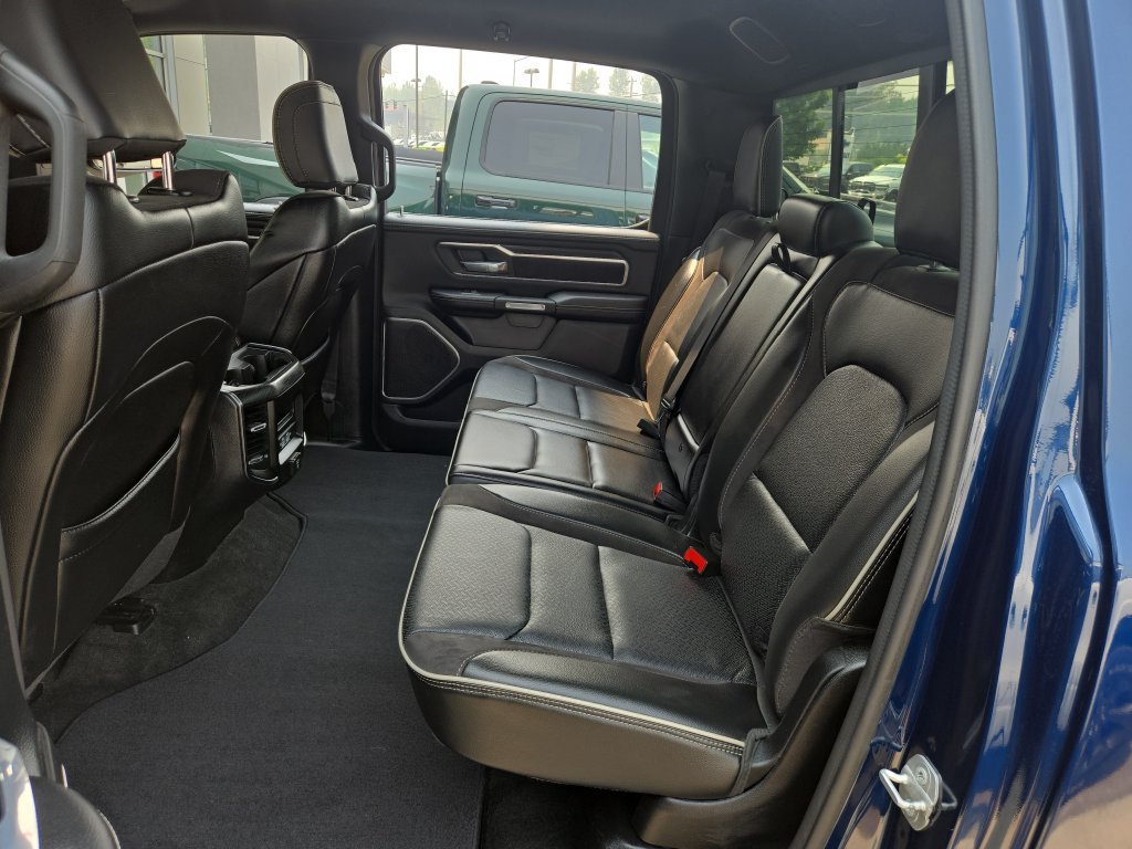 Used 2023 RAM 1500 Laramie AWD/4WD image 15