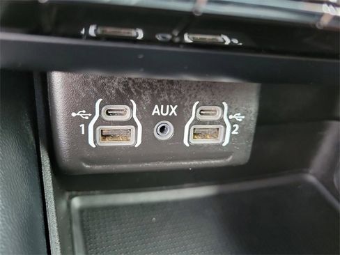 Used 2024 Dodge Durango GT image 24