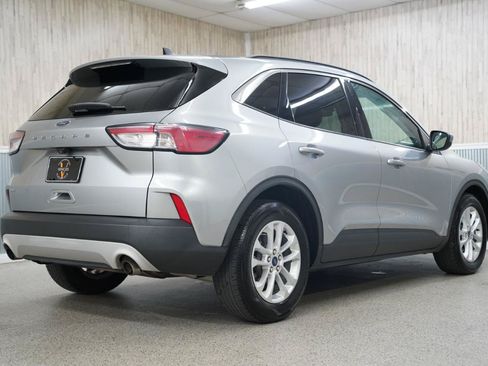 Used 2021 Ford Escape SE w/ Convenience Package FWD image 10