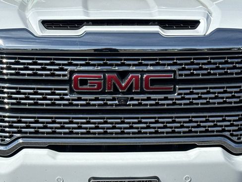 Used 2021 GMC Sierra 3500 Denali w/ Denali Ultimate Package AWD/4WD image 46