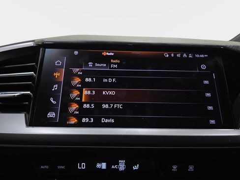 Used 2024 Audi Q4 e-tron Premium w/ Convenience Package AWD/4WD image 22