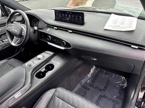 Used 2025 Genesis GV70 3.5T Sport w/ Sport Advanced Package image 22