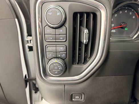 Certified 2019 Chevrolet Silverado 1500 LTZ w/ LTZ Premium Package AWD/4WD image 19