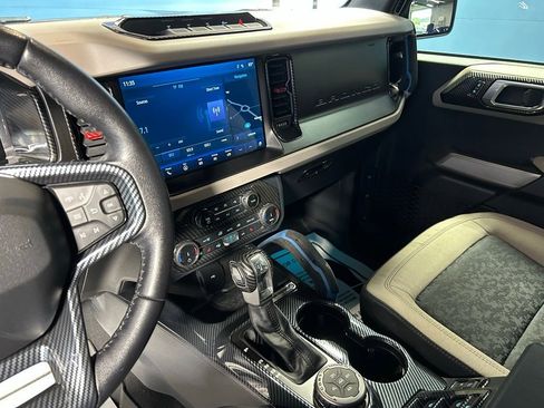 Used 2022 Ford Bronco Wildtrak AWD/4WD image 24