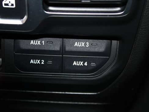 Used 2021 Jeep Wrangler Sport AWD/4WD image 39