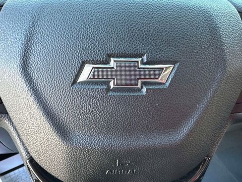 Used 2024 Chevrolet Trax RS w/ Driver Confidence Package FWD image 30