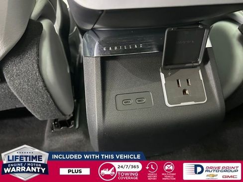 Used 2026 Cadillac Lyriq Premium Luxury image 24