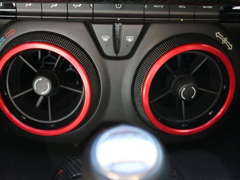 Used 2020 Chevrolet Camaro LT w/ RS Package image 16