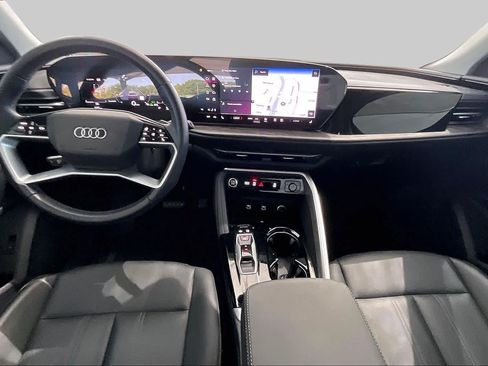 Used 2025 Audi Q5 Premium w/ Convenience Package AWD/4WD image 15