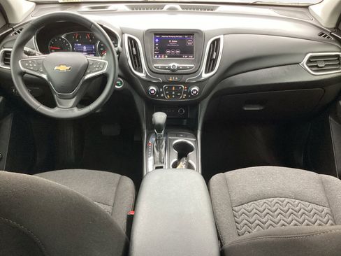 Used 2024 Chevrolet Equinox LT image 4
