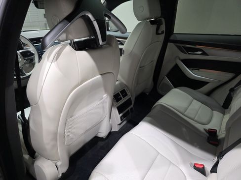 New 2026 Jaguar F-PACE R-Dynamic S AWD/4WD image 17