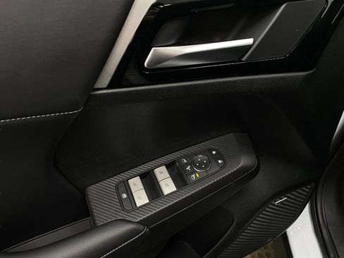 New 2026 Mitsubishi Outlander SE image 34