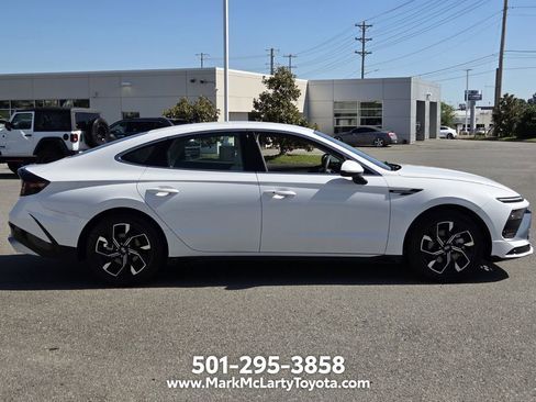 Used 2025 Hyundai Sonata SEL FWD image 6