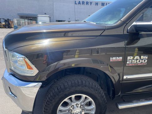 Used 2014 RAM 2500 Laramie w/ Convenience Group AWD/4WD image 10
