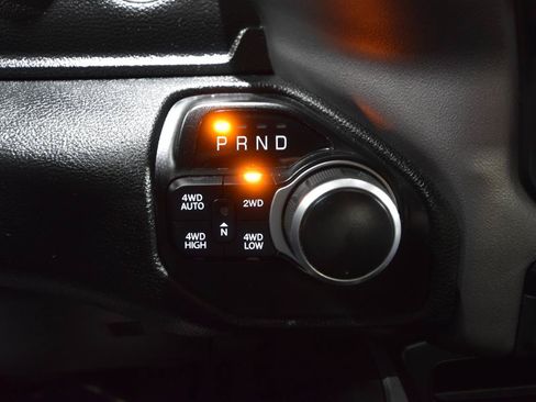 Used 2020 RAM 1500 Big Horn AWD/4WD image 25