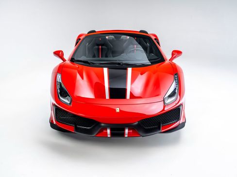 Used 2020 Ferrari 488 Pista Spider image 17