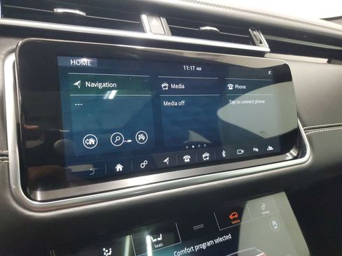 Used 2020 Land Rover Range Rover Velar R-Dynamic S image 28