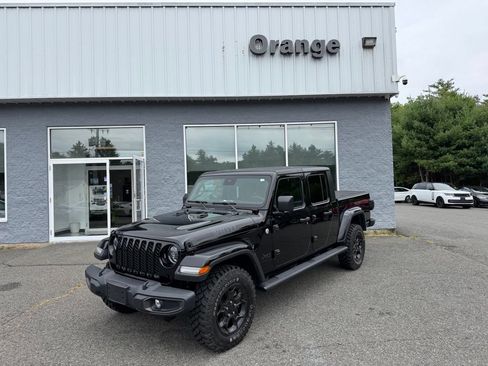 Used 2023 Jeep Gladiator Sport AWD/4WD image 1