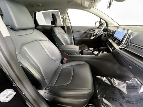 Used 2023 Kia Sportage EX image 27
