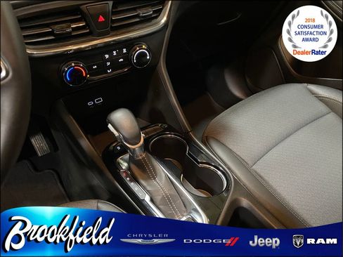 Used 2025 Buick Encore GX Preferred image 23