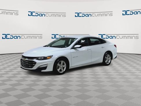 Used 2024 Chevrolet Malibu LT FWD image 4