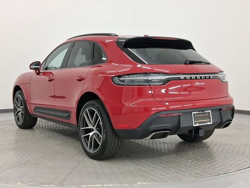New 2026 Porsche Macan image 3