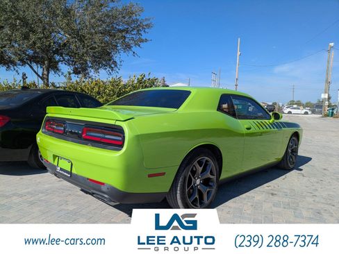Used 2015 Dodge Challenger R/T w/ Quick Order Package 22B R/T image 3