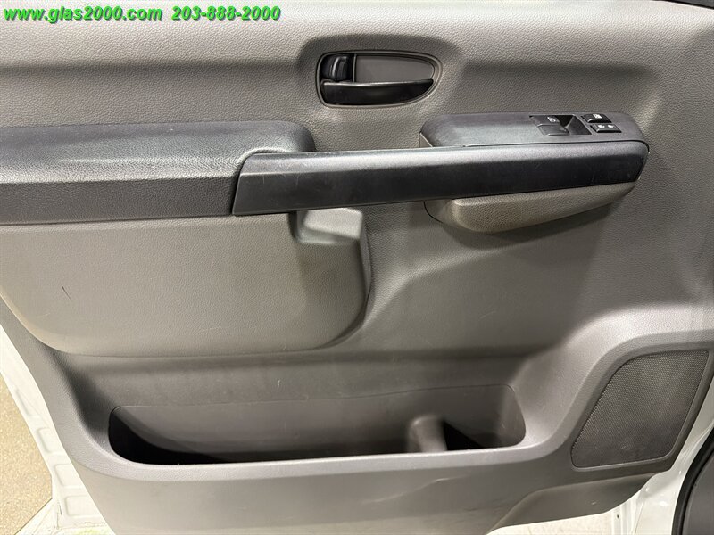 Used 2020 Nissan NV 3500 SV w/ Back Door Glass Package RWD image 21