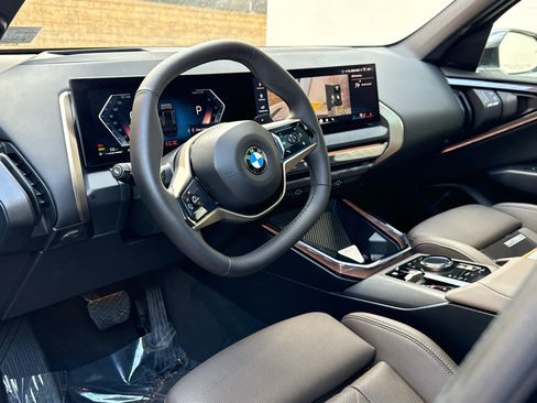 Certified 2025 BMW X3 xDrive30i image 9