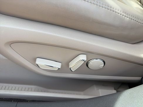 Used 2023 Lincoln Nautilus Reserve w/ Equipment Group 202A AWD/4WD image 14