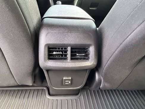 Used 2020 Chevrolet Equinox LT FWD image 21