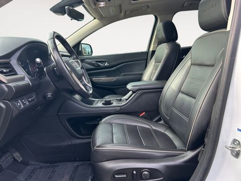 Used 2021 GMC Acadia Denali w/ GMC Pro Grade Package image 15