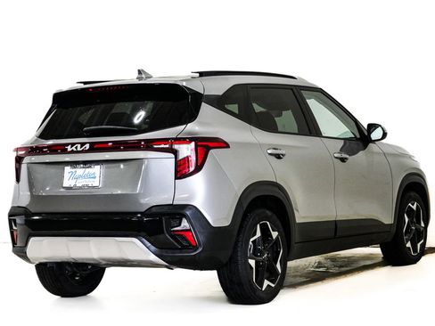 Used 2025 Kia Seltos S FWD image 5