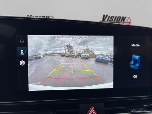 New 2026 Hyundai Elantra Sport FWD image 28