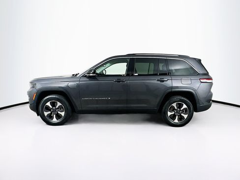 Used 2023 Jeep Grand Cherokee 4WD 4xe image 4