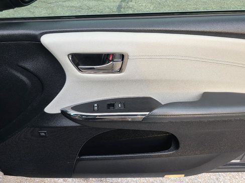 Used 2018 Toyota Avalon Limited image 34
