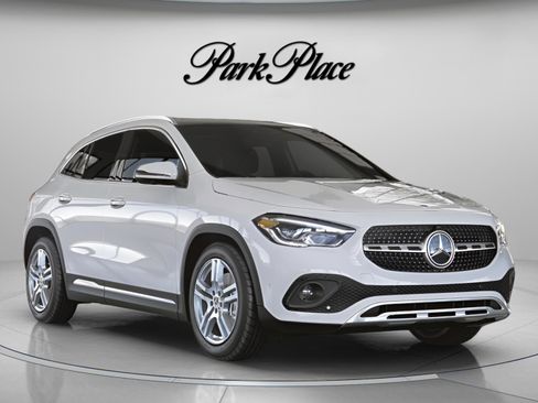 Certified 2021 Mercedes-Benz GLA 250 image 32
