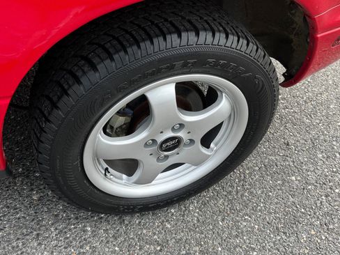 Used 1991 MAZDA MX-5 Miata image 13