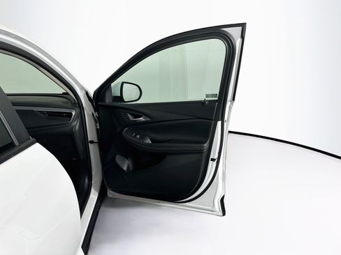 Used 2025 Buick Encore GX Preferred FWD image 29