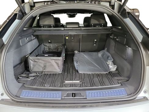 New 2026 Land Rover Range Rover Velar Dynamic SE image 28