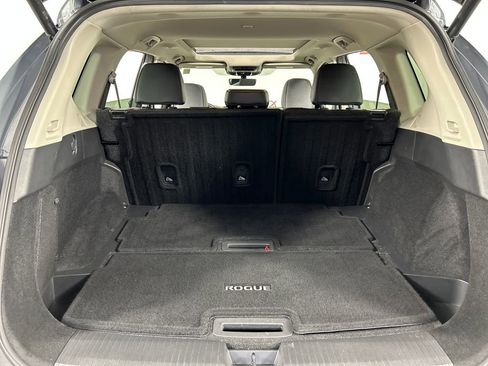 Used 2023 Nissan Rogue SL w/ SL Premium Package FWD image 21