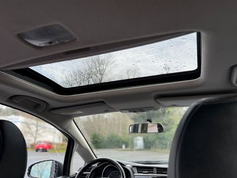 Used 2017 Honda Fit EX-L image 15