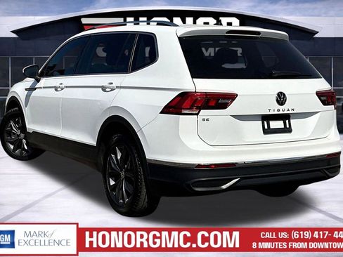 Used 2022 Volkswagen Tiguan SE image 4