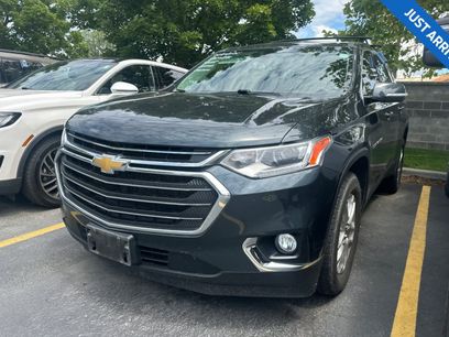 Used 2020 Chevrolet Traverse LT